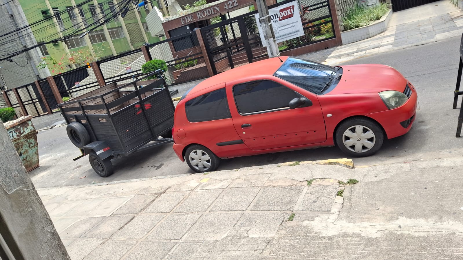 Atendimento 24h Farias Reboque